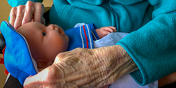 Lifelike baby dolls 2024 for alzheimer's patients